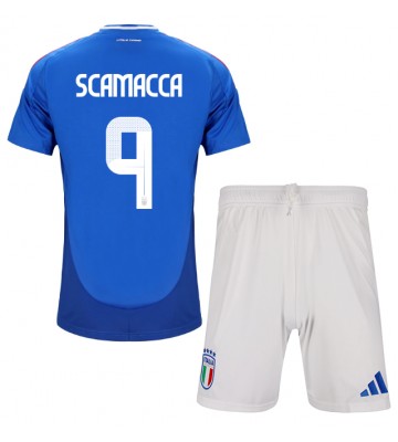 Italien Gianluca Scamacca #9 Hemmakläder Barn EM 2024 Kortärmad (+ Korta byxor)